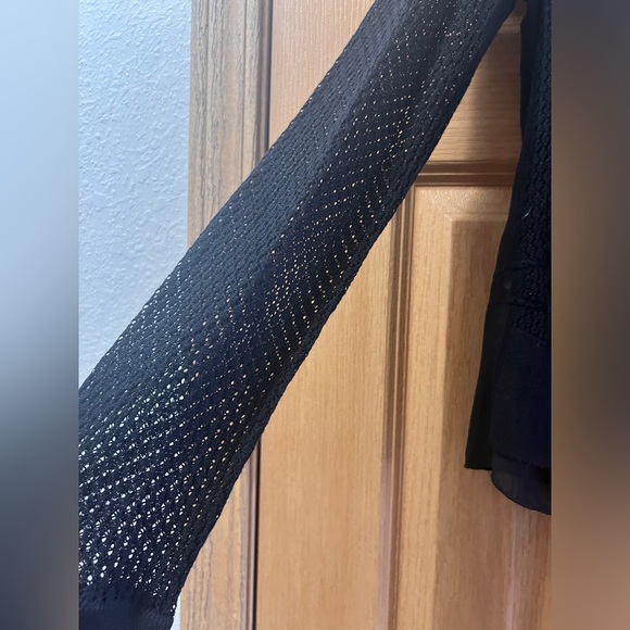 BCBG MaxAzria Medium Black Cardigan Sweater EUC - Picture 8 of 11